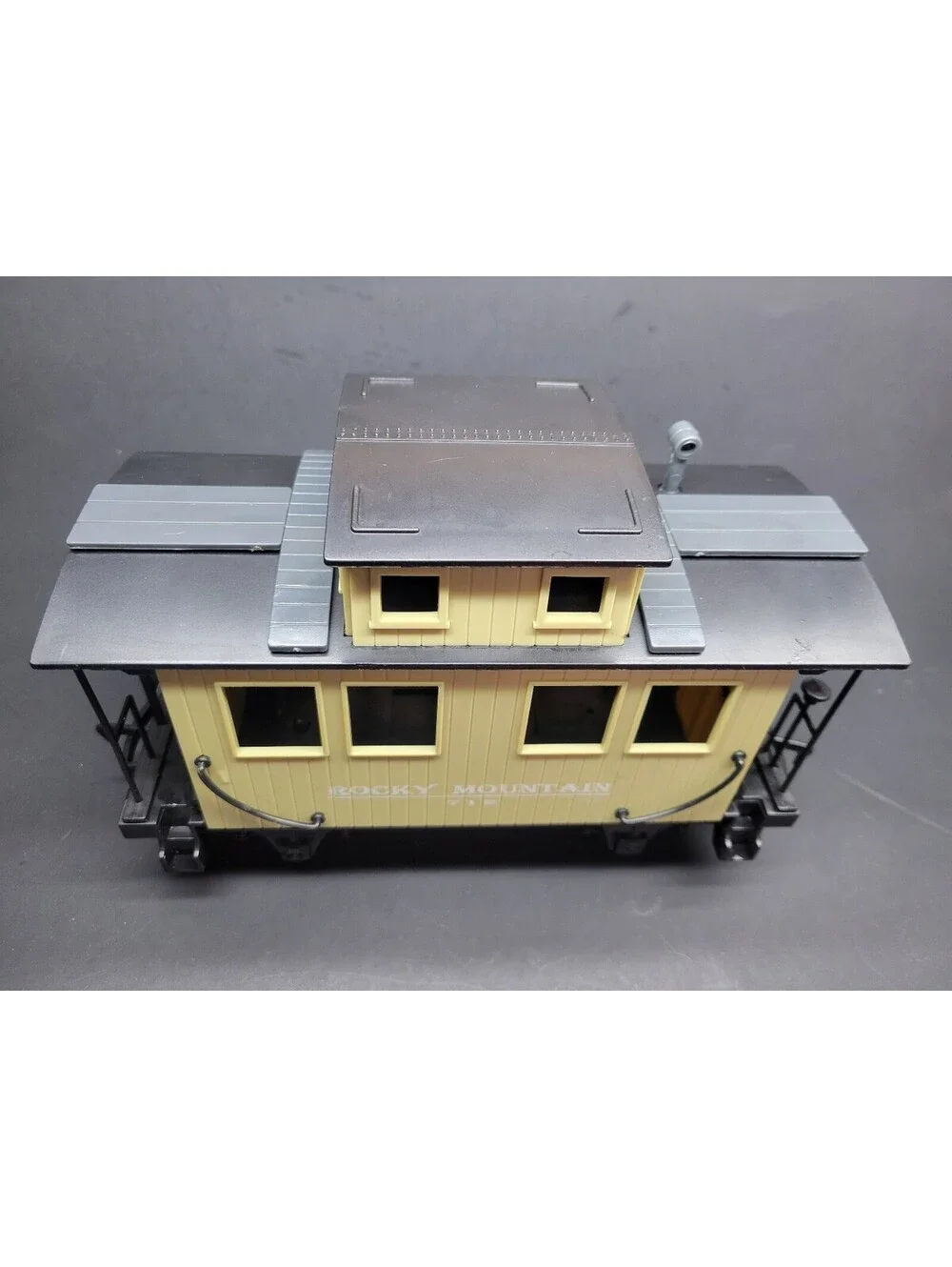 EZTEC Scientific Toys G Gauge Tan Rocky Mountain Caboose 712 Model Train Car